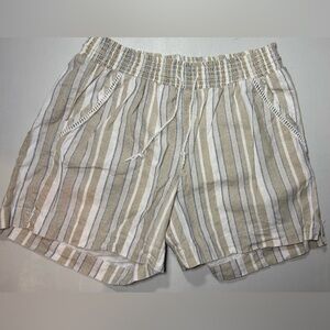 Briggs New York Beige with Blue Pinstripe Smocked Linen Blend Waist Shorts